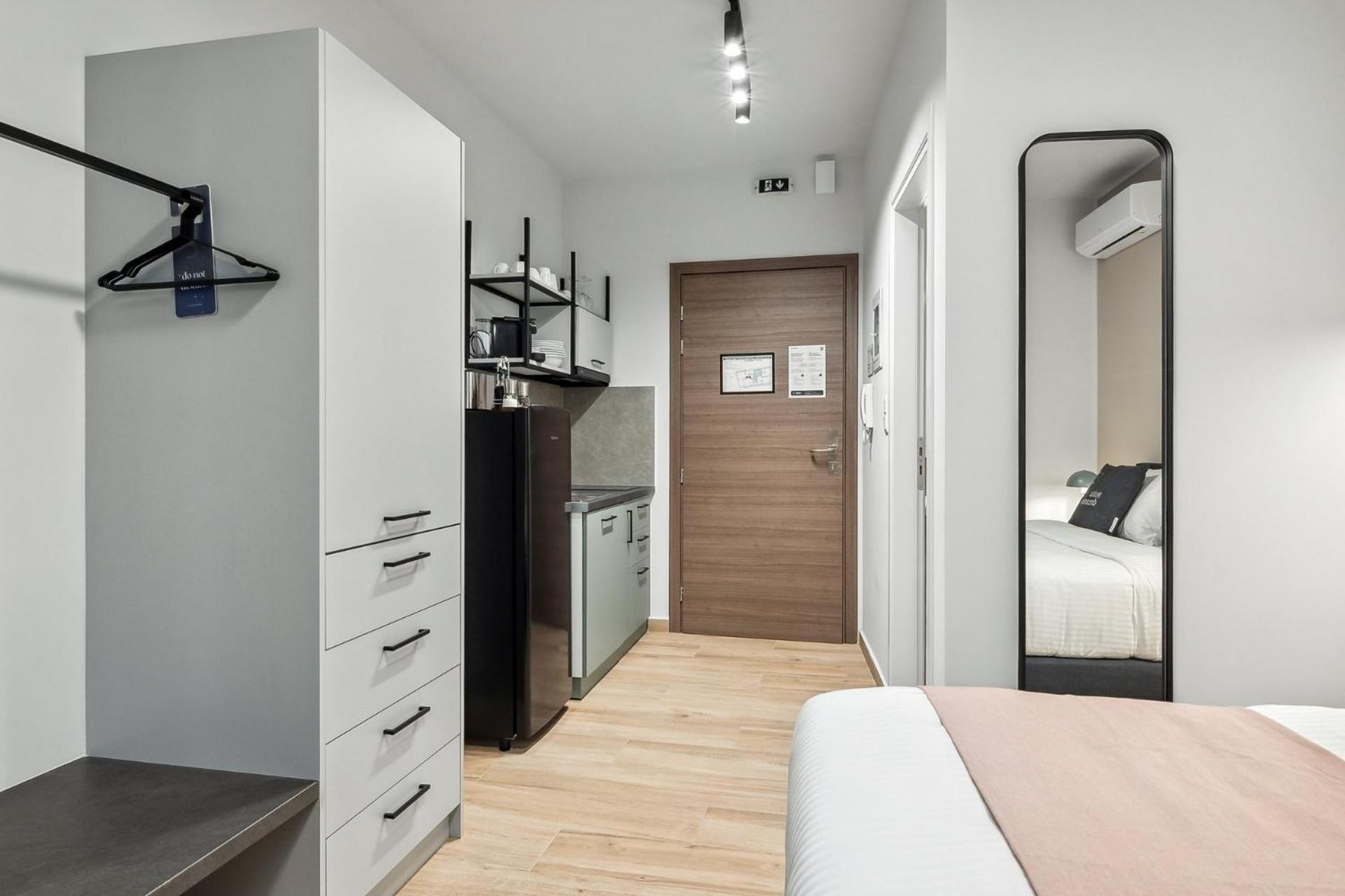 Limehome Athens Solonos City Center Exteriér fotografie