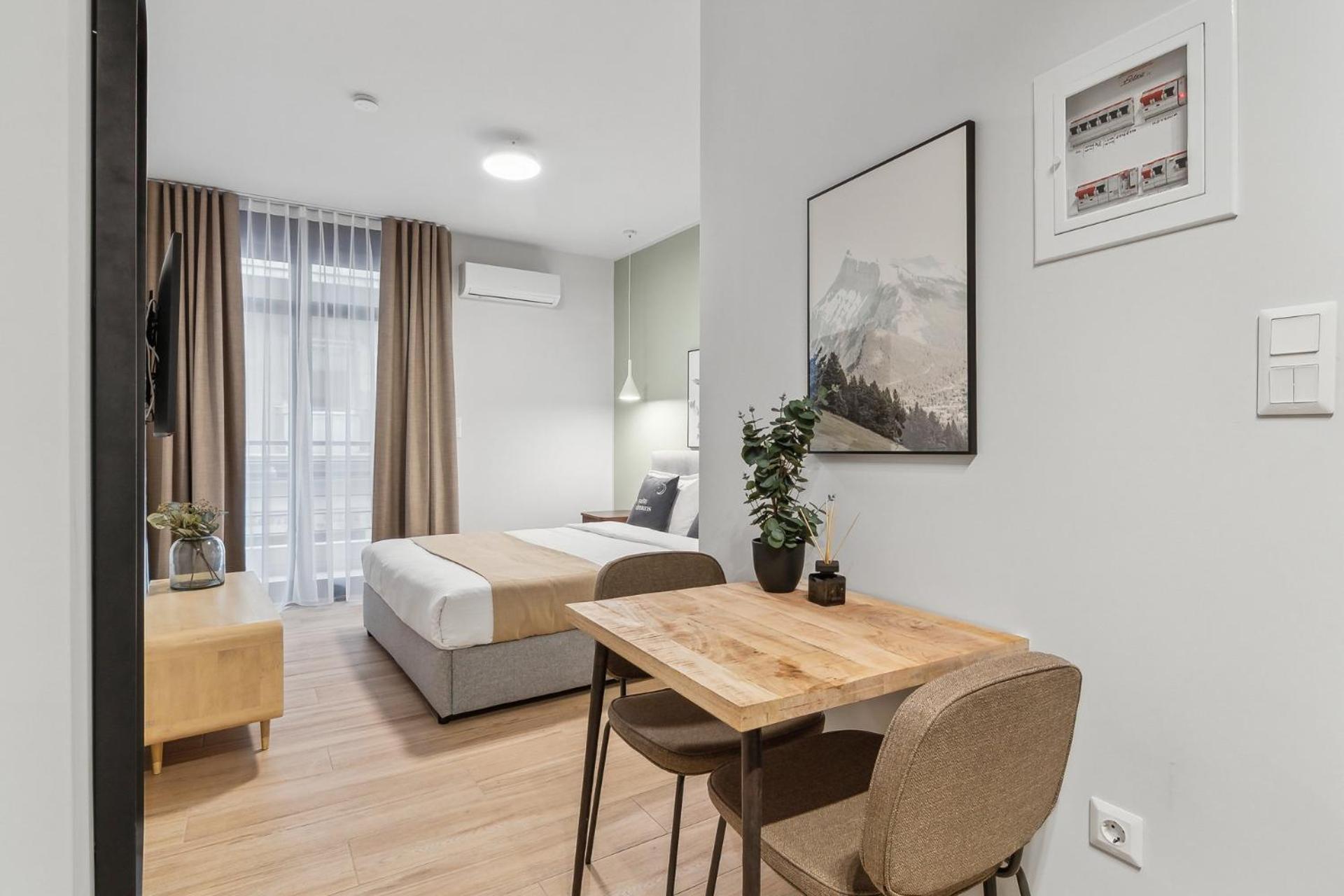 Limehome Athens Solonos City Center Exteriér fotografie